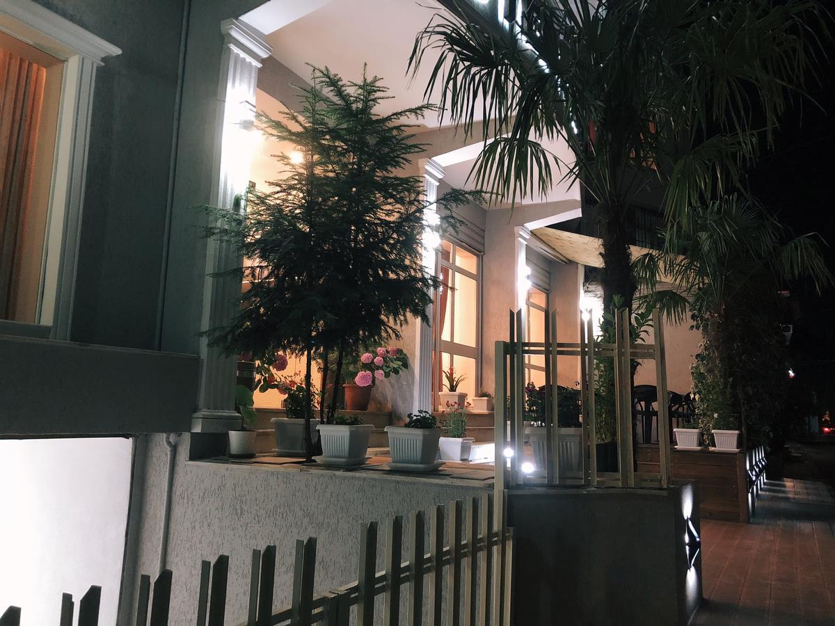 Hotel Palma ティラナ エクステリア 写真